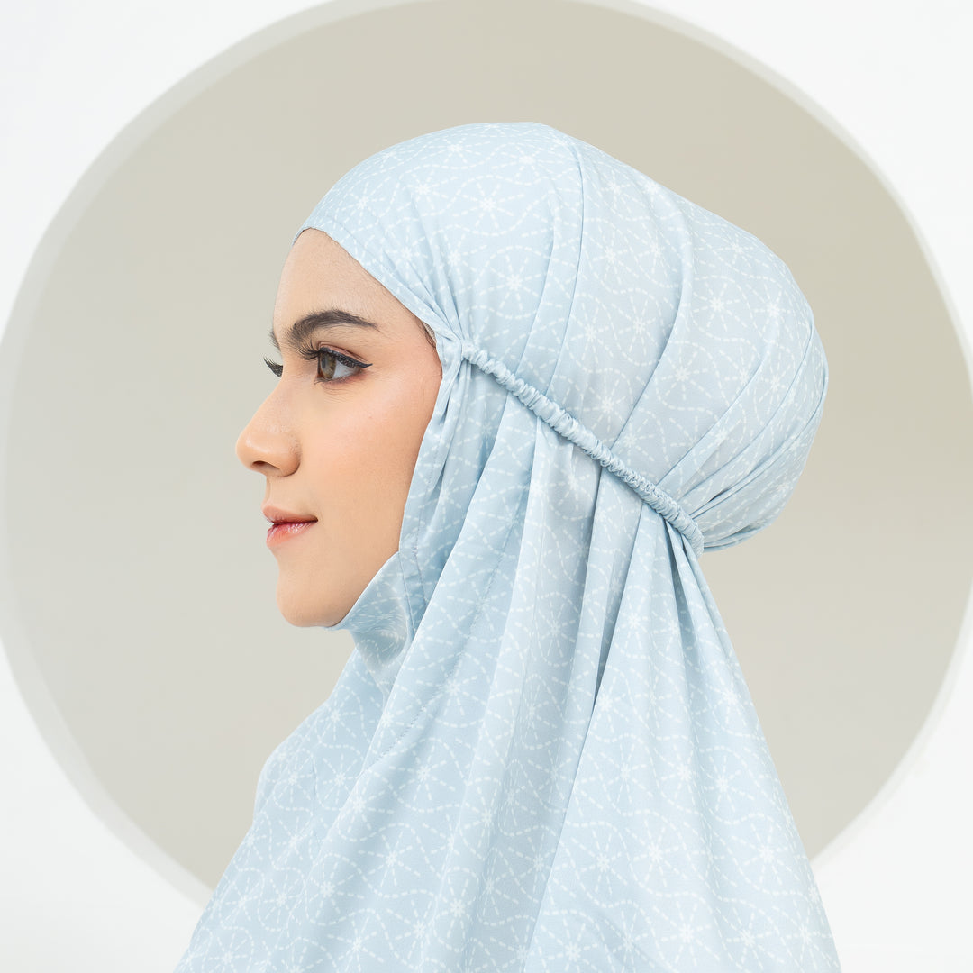 INAYA Prayer Wear Set + Pouch + Mini Prayer Mat