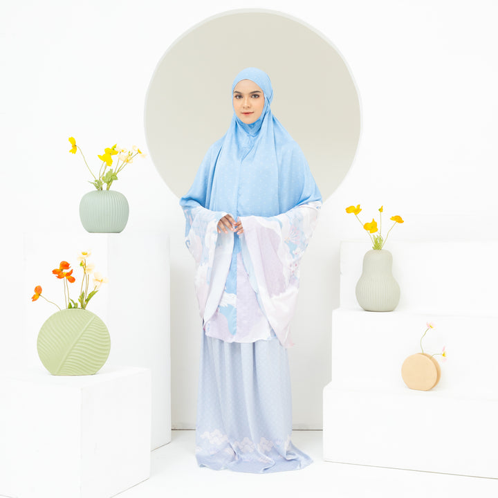INAYA Prayer Wear Set + Pouch + Mini Prayer Mat