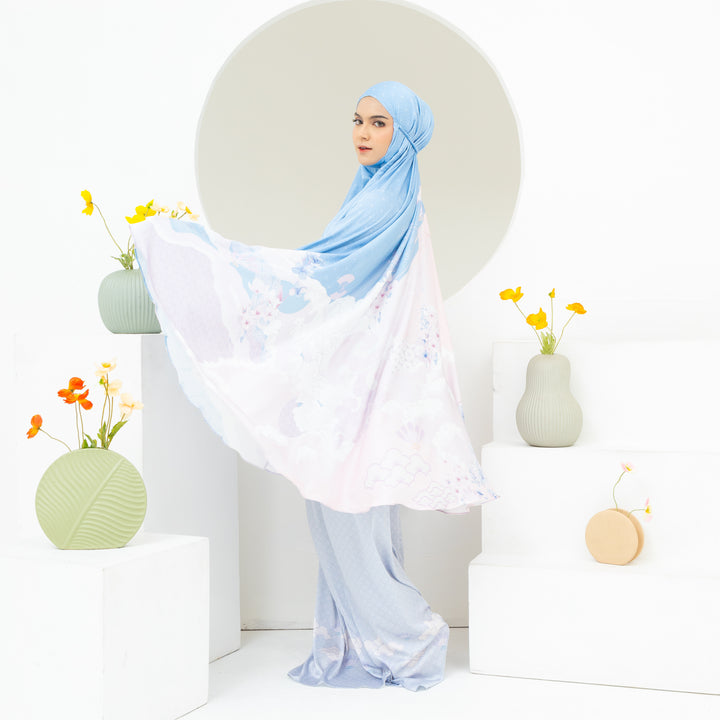 INAYA Prayer Wear Set + Pouch + Mini Prayer Mat