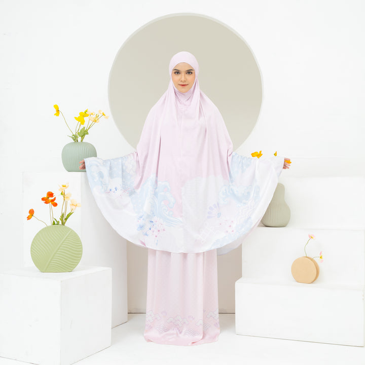 INAYA Prayer Wear Set + Pouch + Mini Prayer Mat
