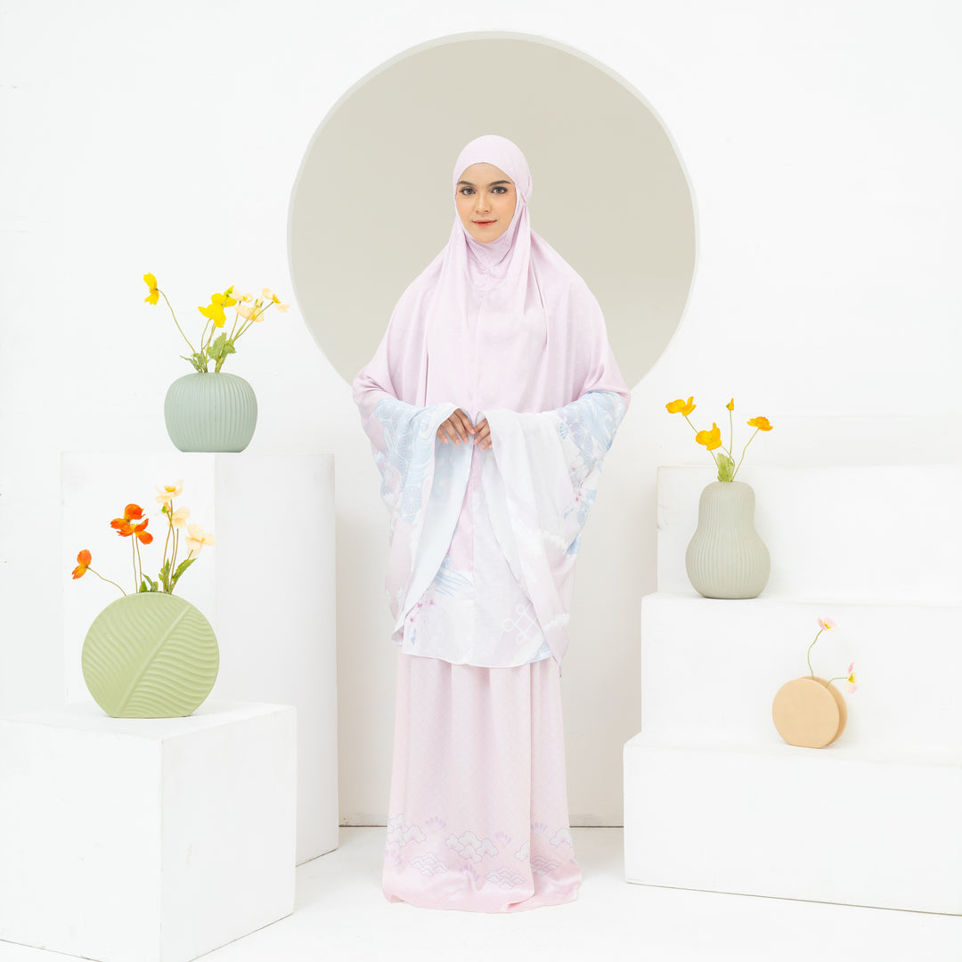 INAYA Prayer Wear Set + Pouch + Mini Prayer Mat