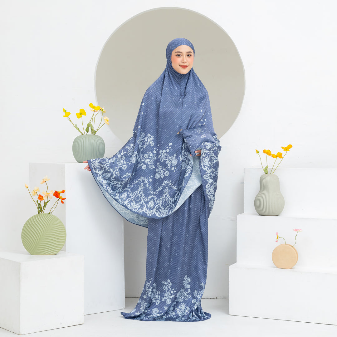 INAYA Prayer Wear Set + Pouch + Mini Padded Prayer Mat