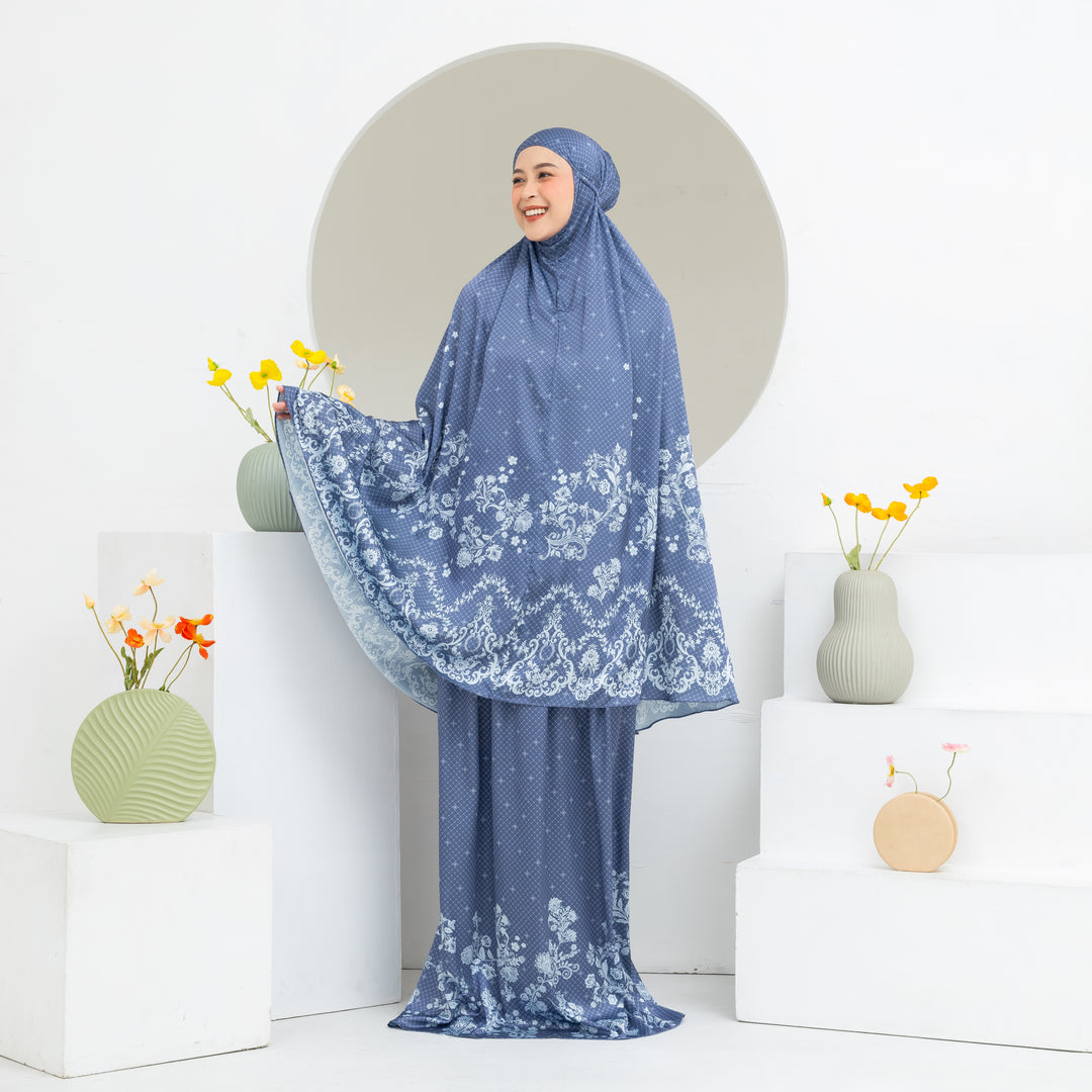 INAYA Prayer Wear Set + Pouch + Mini Padded Prayer Mat