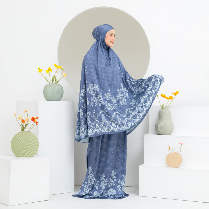 INAYA Prayer Wear Set + Pouch + Mini Padded Prayer Mat