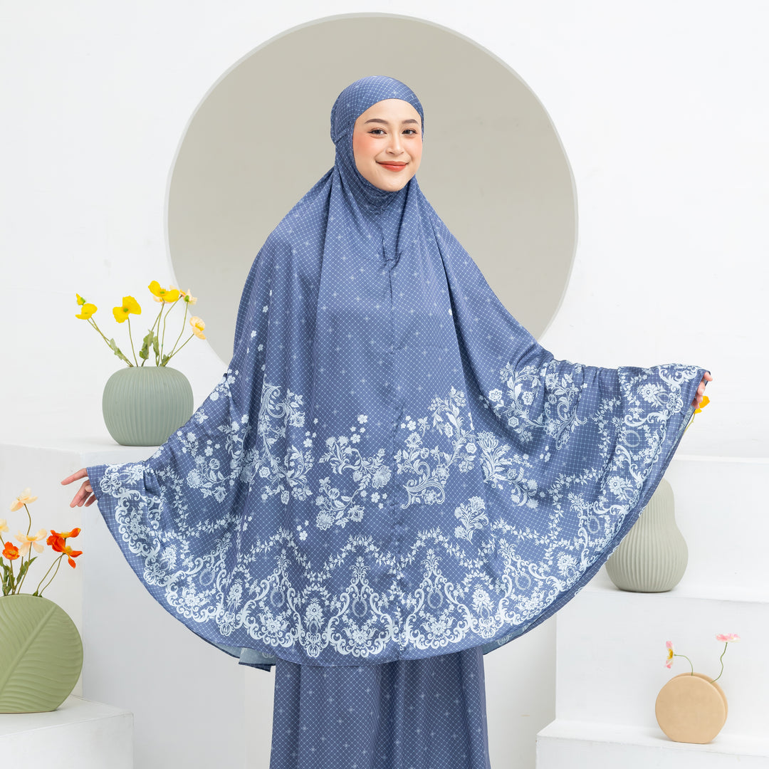 INAYA Prayer Wear Set + Pouch + Mini Padded Prayer Mat