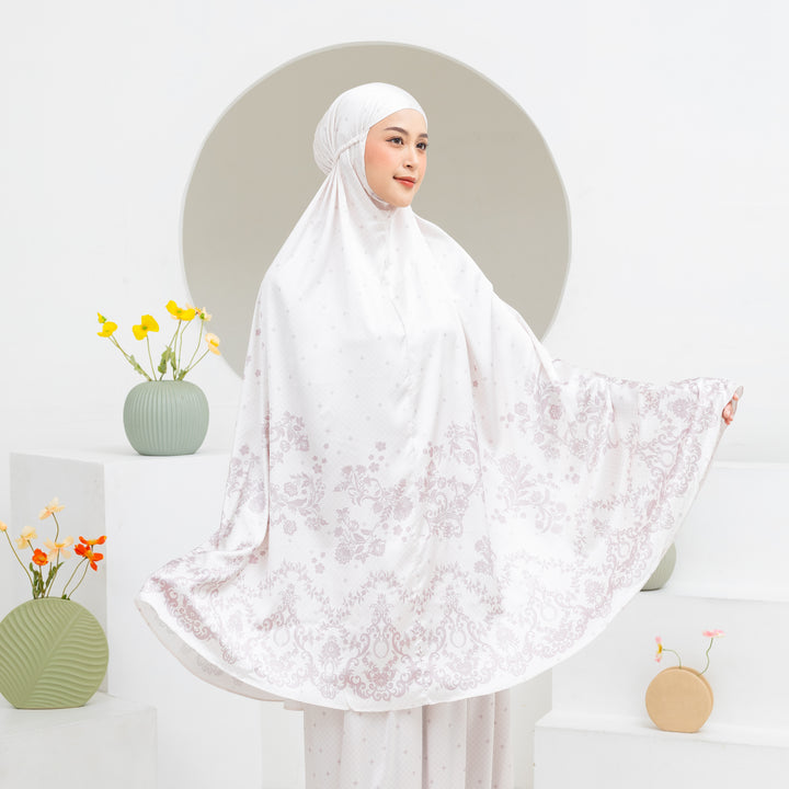 INAYA Prayer Wear Set + Pouch + Mini Padded Prayer Mat