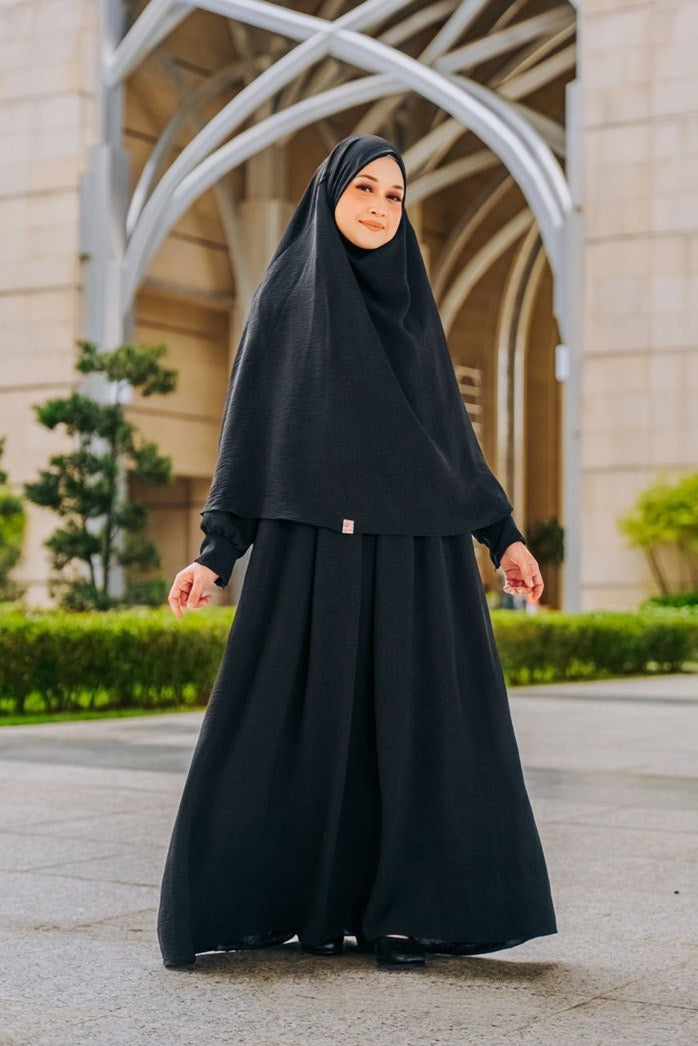 QALISHA Umrah Full Set with Khimar