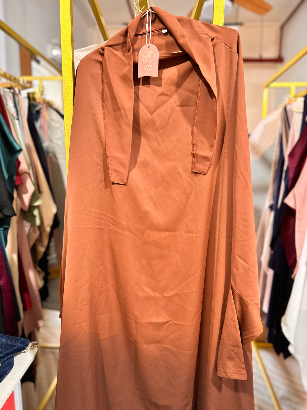 CLEARANCE HAJI LANE RACK