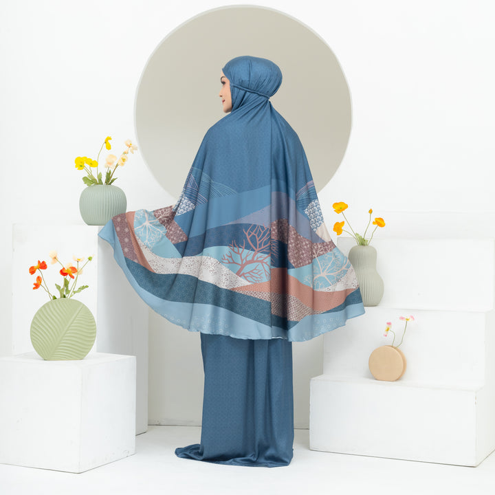 INAYA Prayer Wear Set + Pouch + Mini Padded Prayer Mat