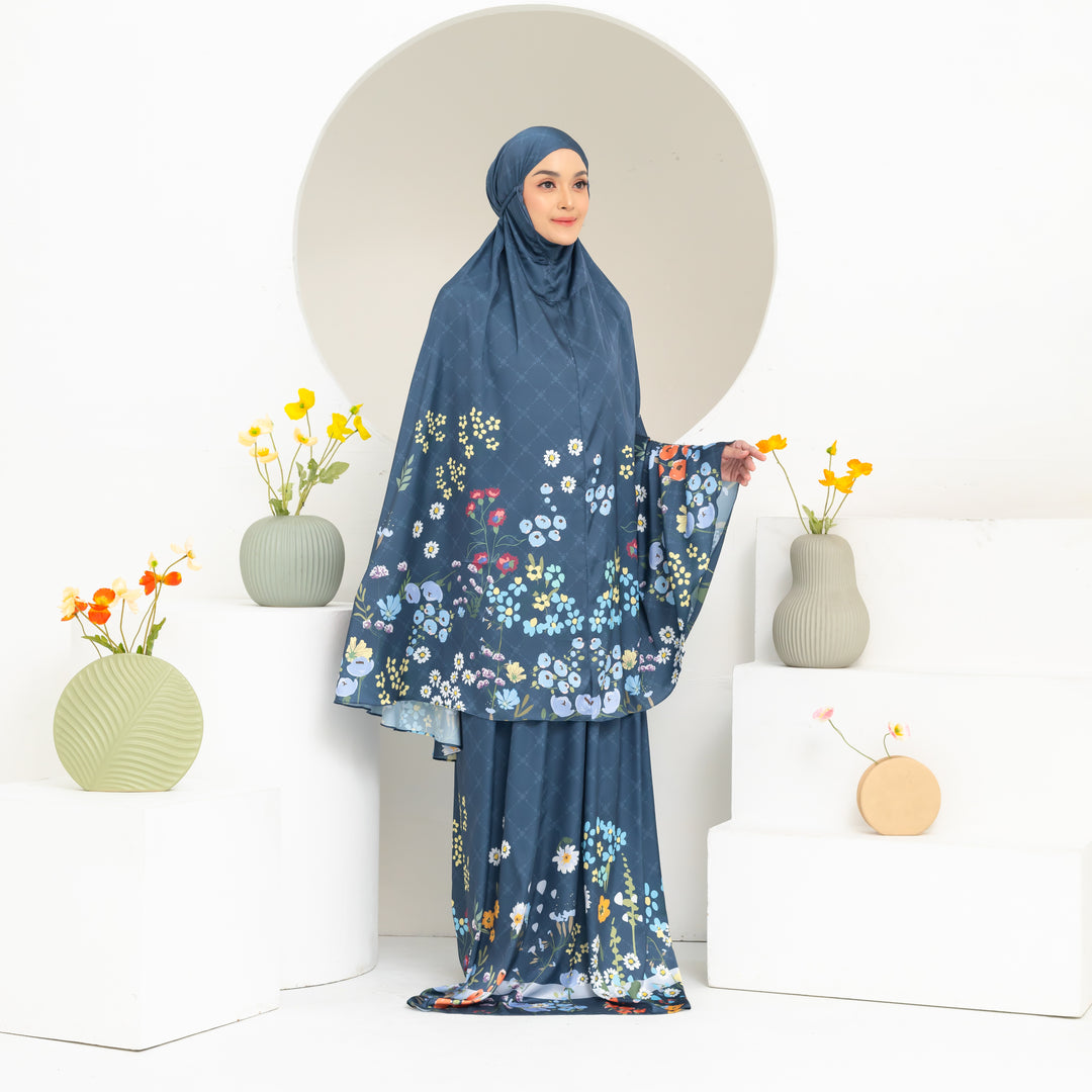 INAYA Prayer Wear Set + Pouch + Mini Padded Prayer Mat