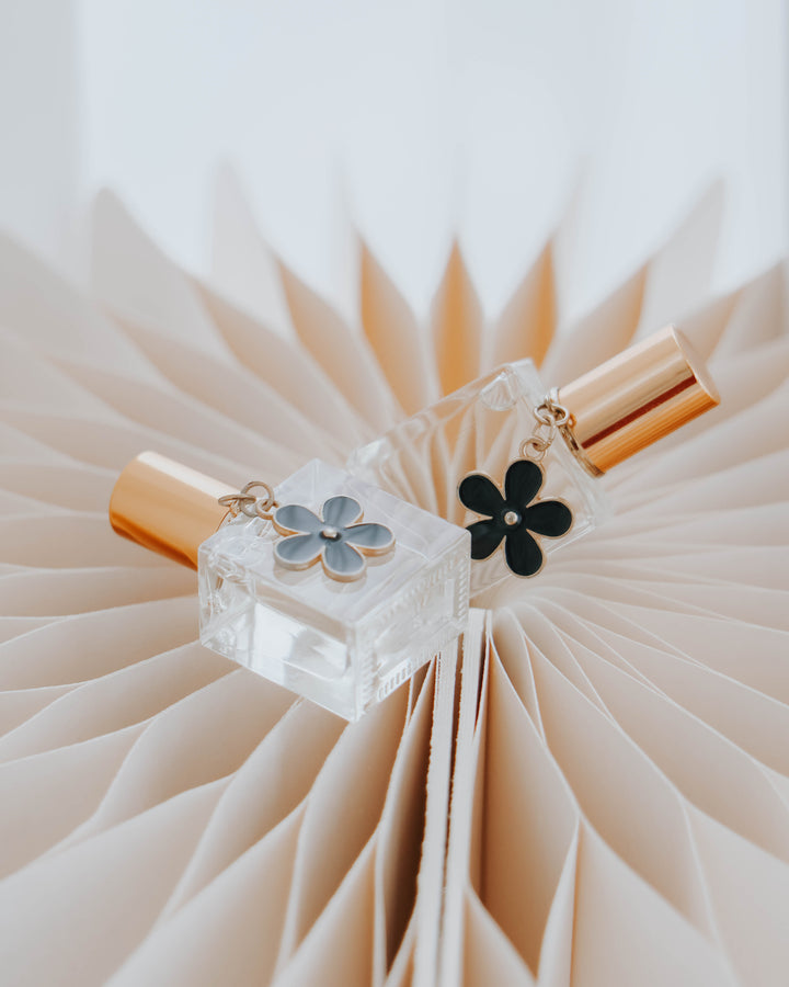 Deen Dunya Flower Chain Alcohol-Free Roll-On Perfume