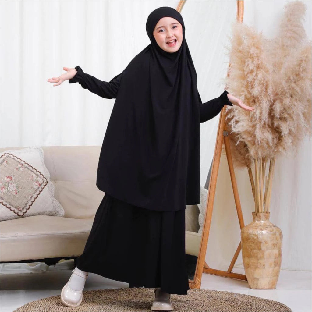 HAMRA Kid’s Set with Khimar