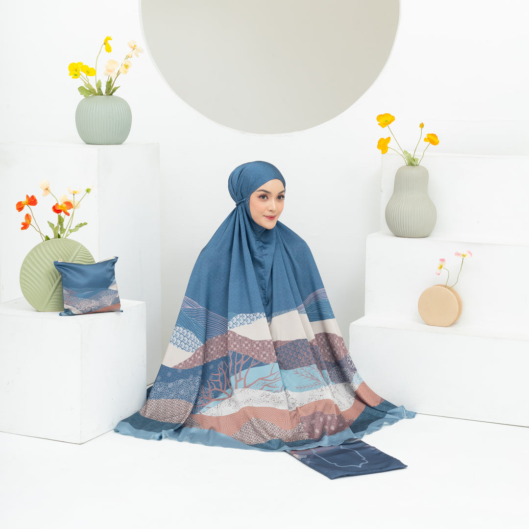 INAYA Prayer Wear Set + Pouch + Mini Padded Prayer Mat