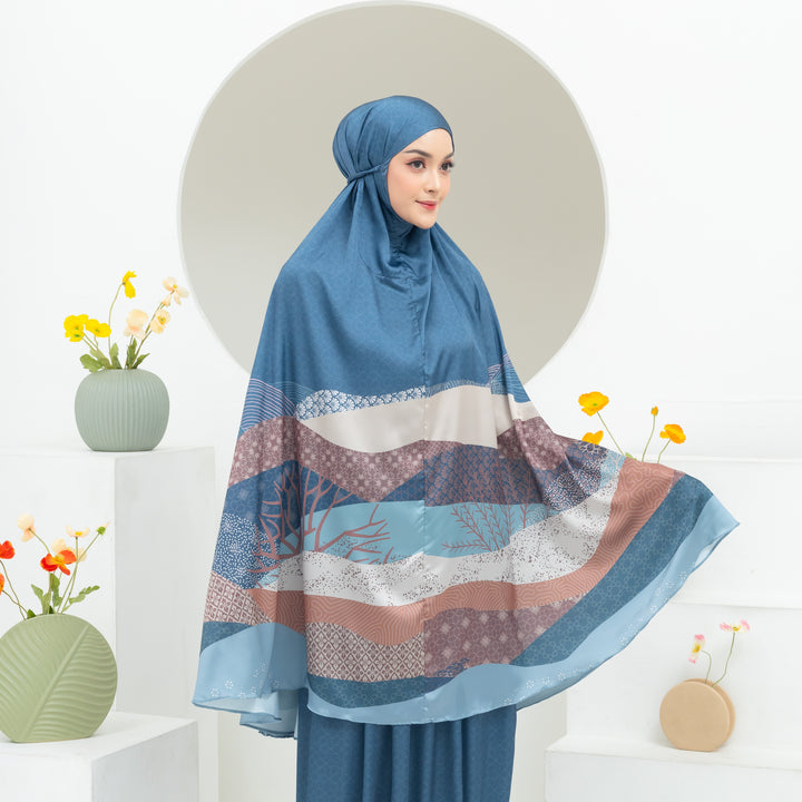 INAYA Prayer Wear Set + Pouch + Mini Padded Prayer Mat