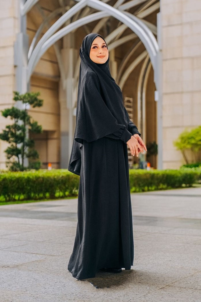 QALISHA Umrah Full Set with Khimar