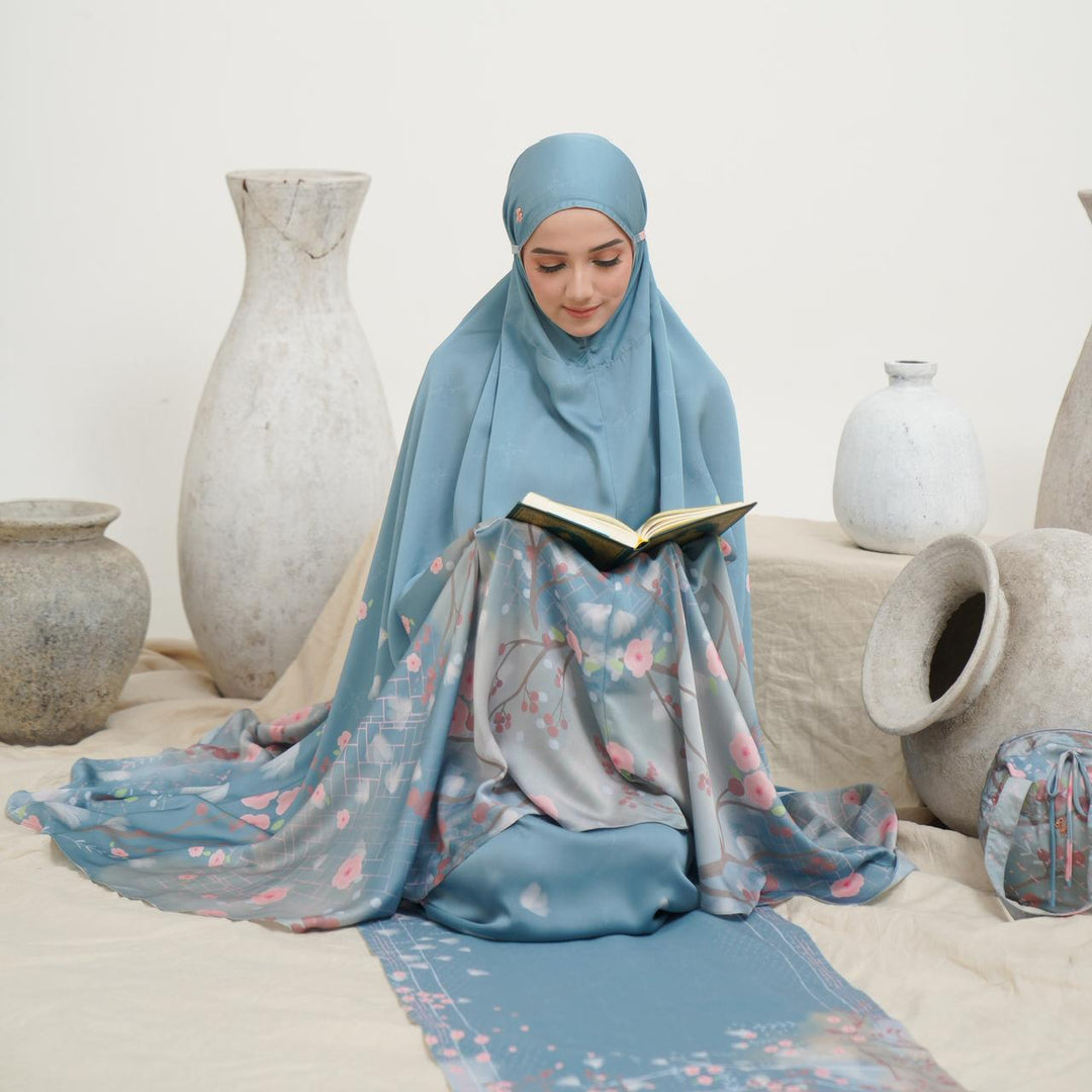 CLEMIRA Prayer Wear + Pouch + Prayer Mat