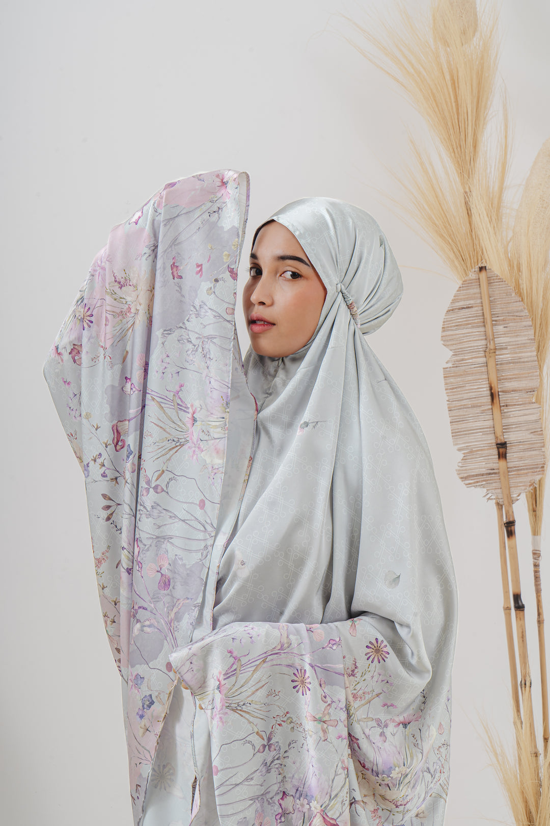 DUHITA Prayer Wear + Pouch + Prayer Mat