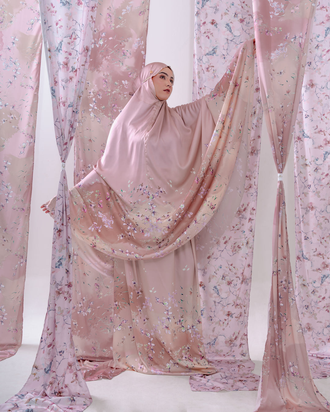 SASHI Prayer Wear + Pouch + Prayer Mat