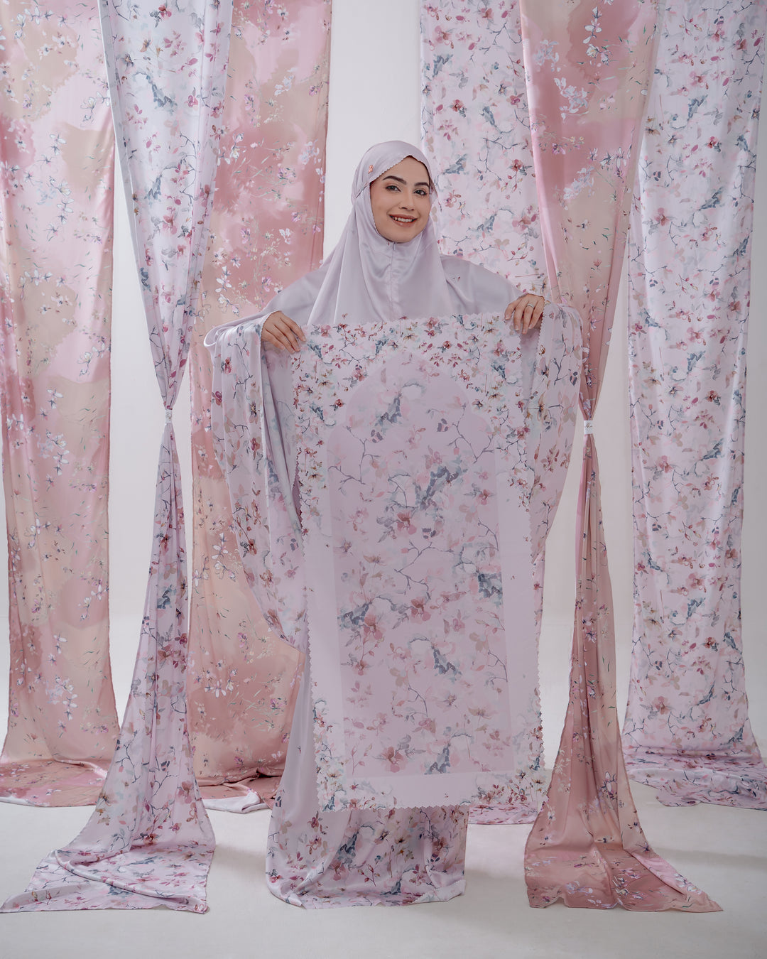 SASHI Prayer Wear + Pouch + Prayer Mat
