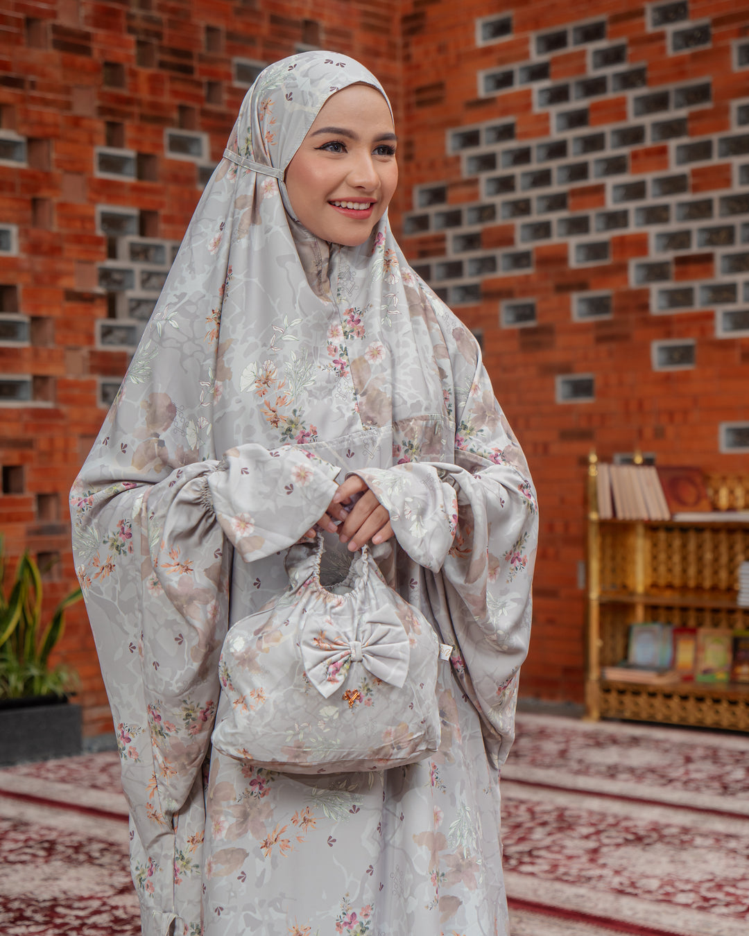 MARBELIA Prayer Wear  + Pouch + Prayer Mat