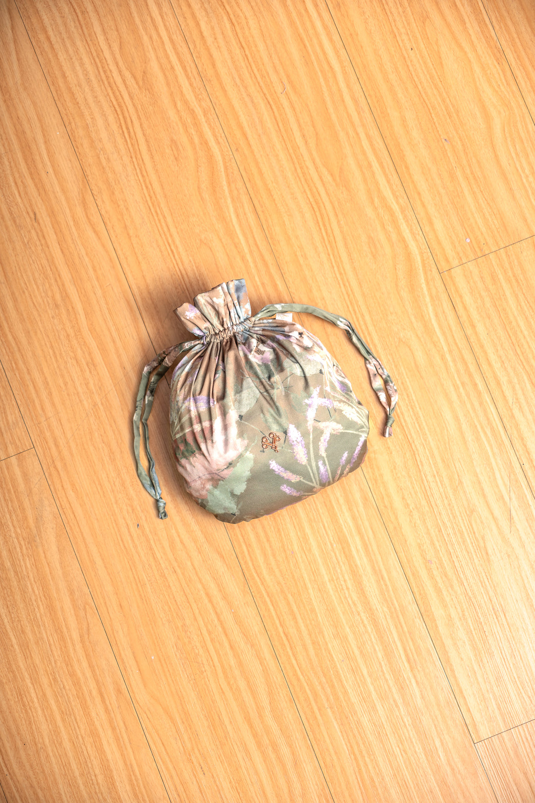 FARHANA Prayer Wear + Pouch + Prayer Mat