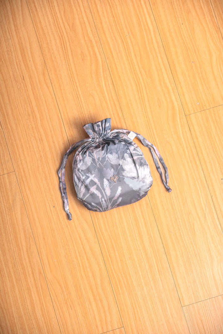 FARHANA Prayer Wear + Pouch + Prayer Mat