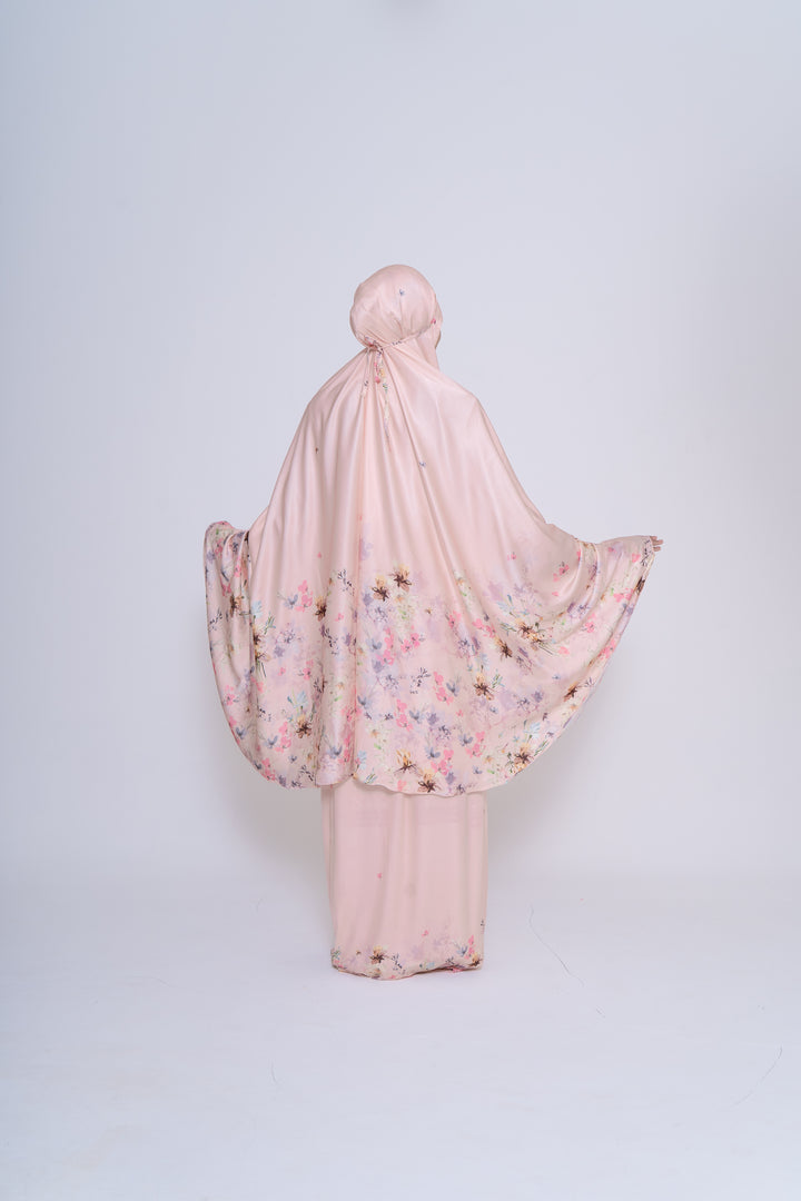 NADEEFA Prayer Wear + Pouch + Prayer Mat
