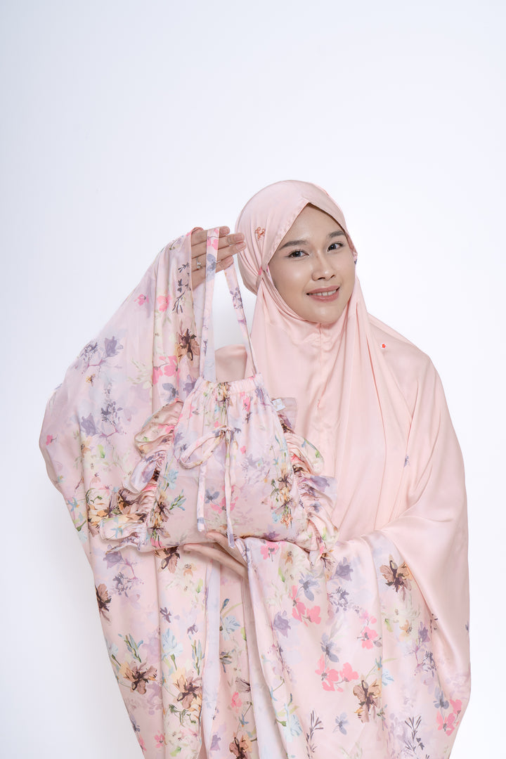 NADEEFA Prayer Wear + Pouch + Prayer Mat