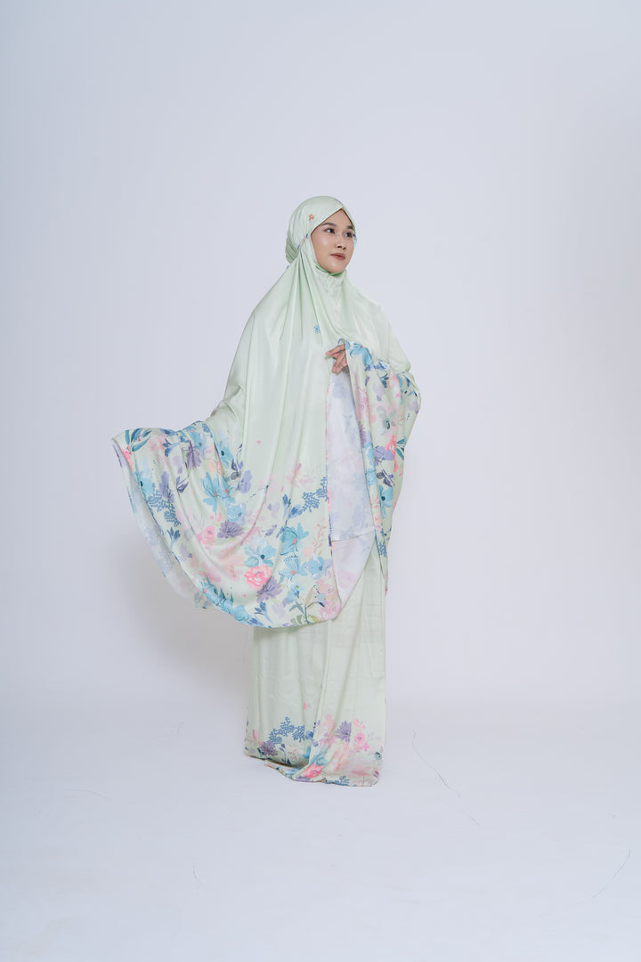 NADEEFA Prayer Wear + Pouch + Prayer Mat