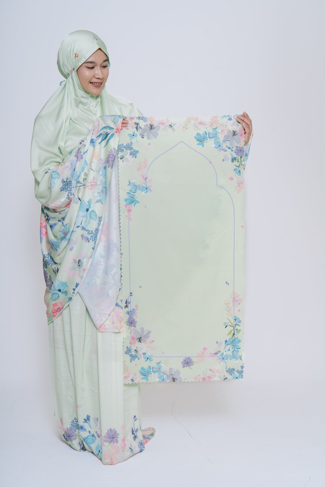 NADEEFA Prayer Wear + Pouch + Prayer Mat