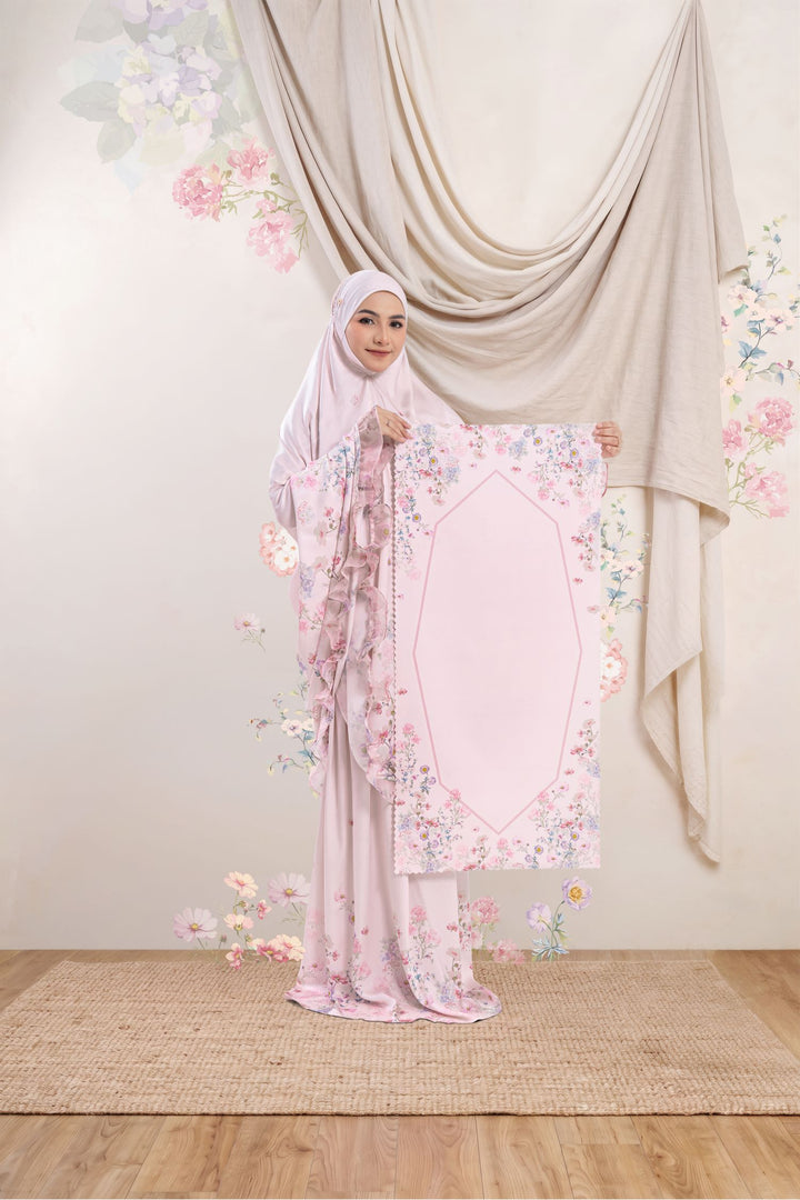 CASILA Prayer wear + Pouch + Prayer Mat (DISPLAY)