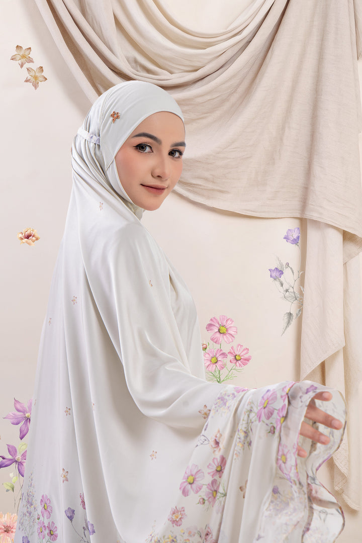 CASILA Prayer wear + Pouch + Prayer Mat (DISPLAY)