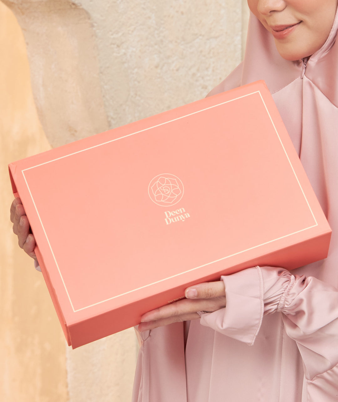 Deen Dunya Signature Gift Box