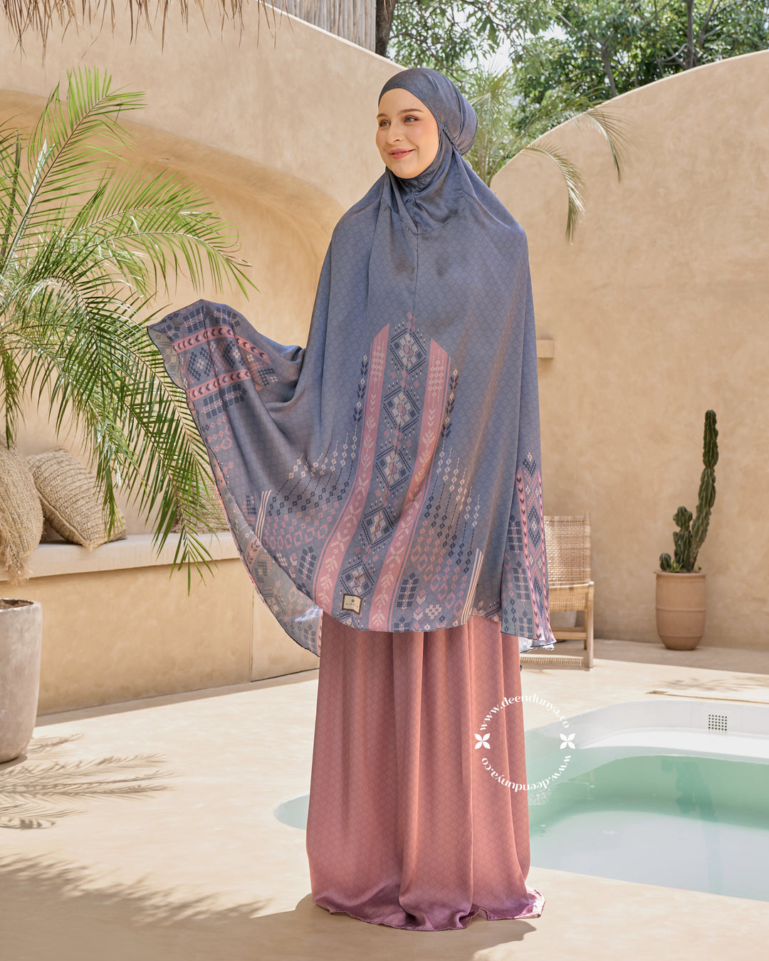 ELIYA Prayer Wear Set with Pouch