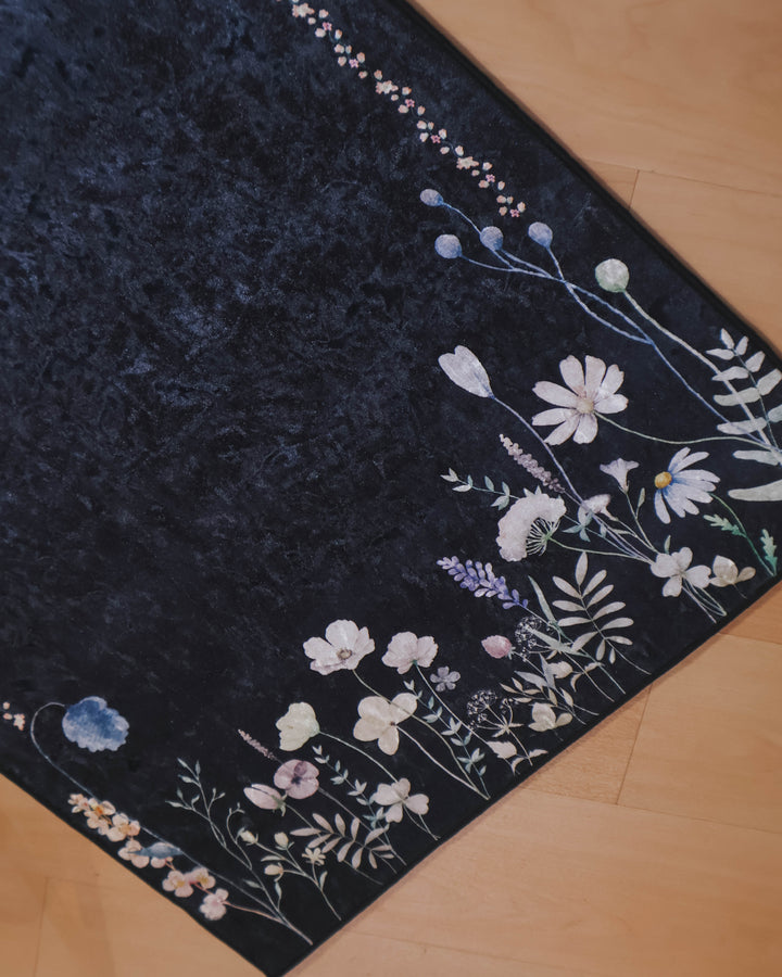 LIYA Floral Velvet Prayer Mat