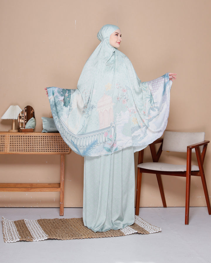 INAYA Prayer Wear Set + Pouch + Mini Padded Prayer Mat (DISPLAY)