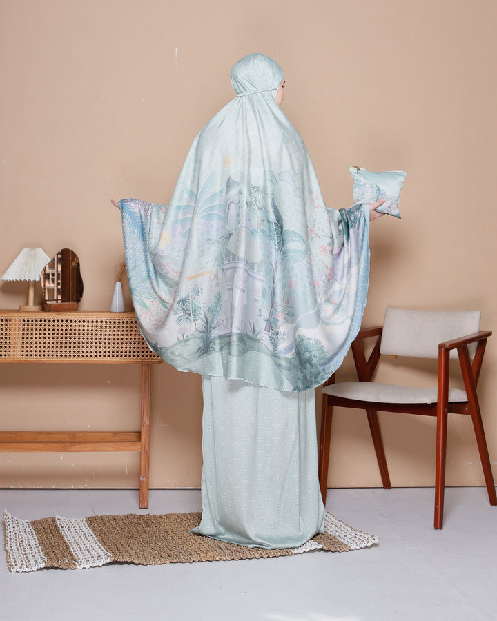 INAYA Prayer Wear Set with Pouch