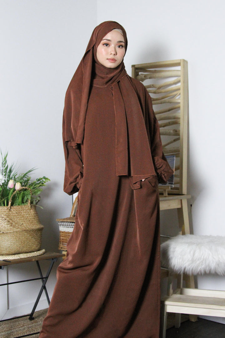 AALIA Jubah with attached shawl