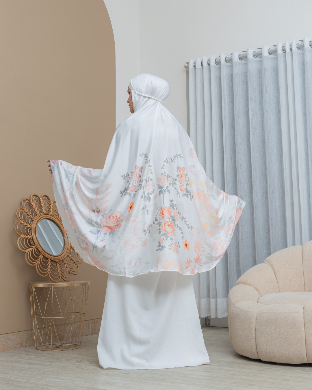 INAYA Prayer Wear Set + Pouch + Mini Prayer Mat