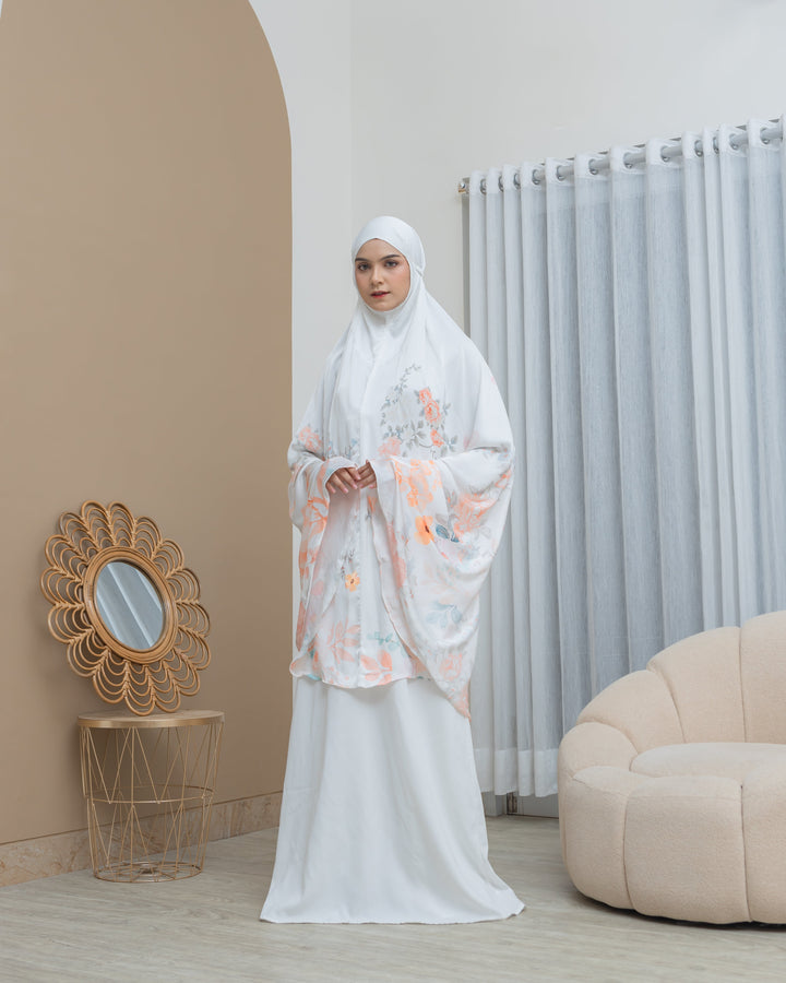 INAYA Prayer Wear Set + Pouch + Mini Prayer Mat