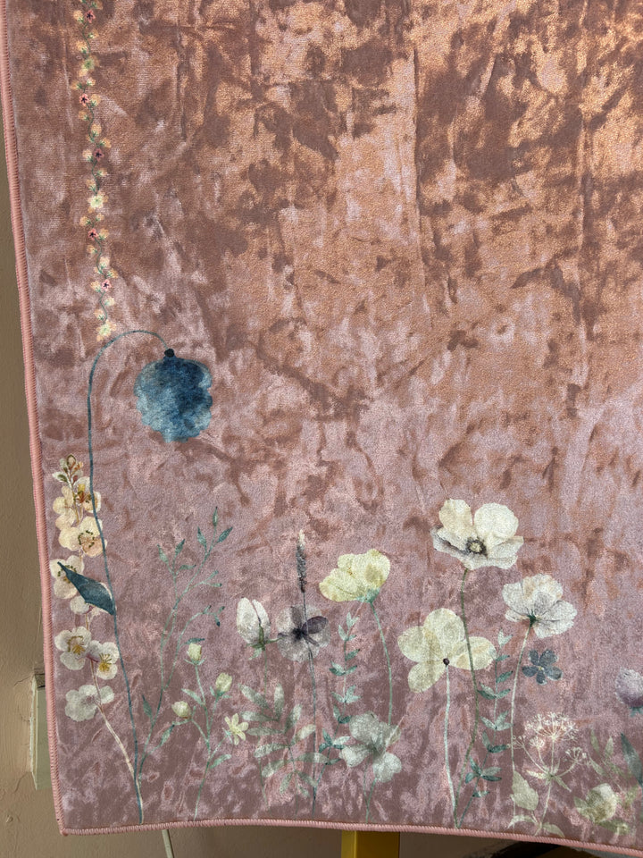 LIYA Floral Velvet Prayer Mat