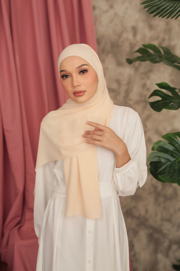 Lux Chiffon Shawl (Curve)