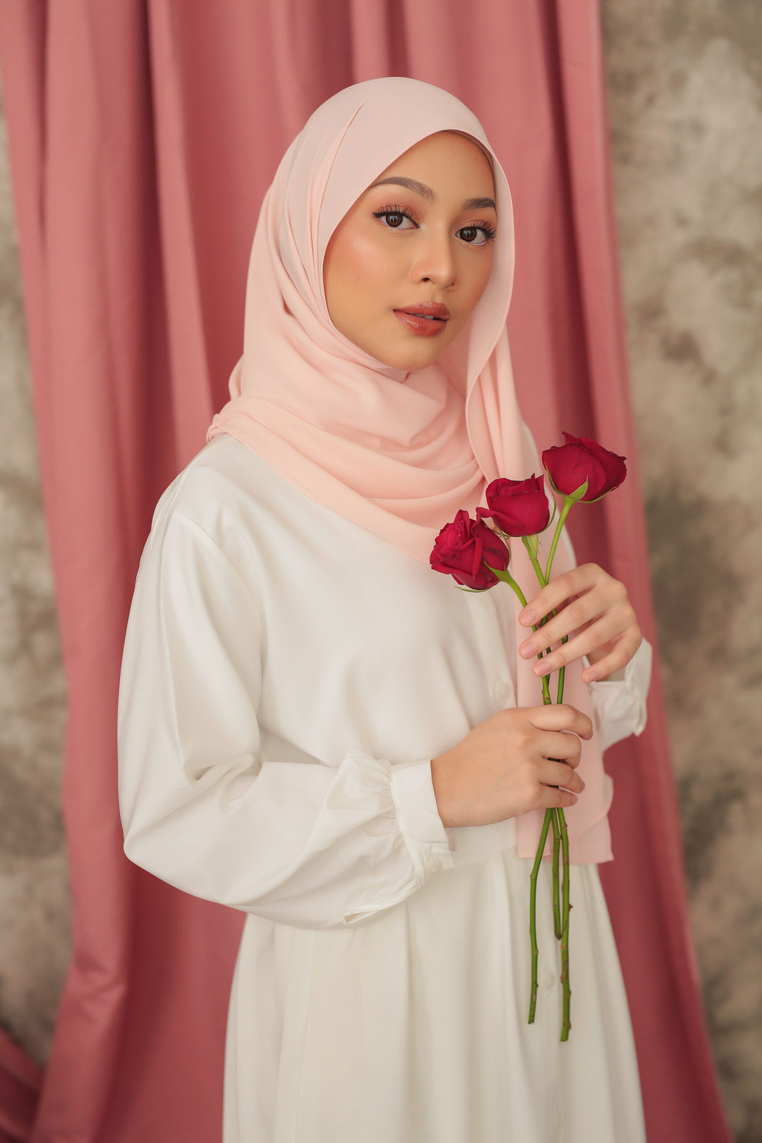 Lux Chiffon Shawl (Curve)