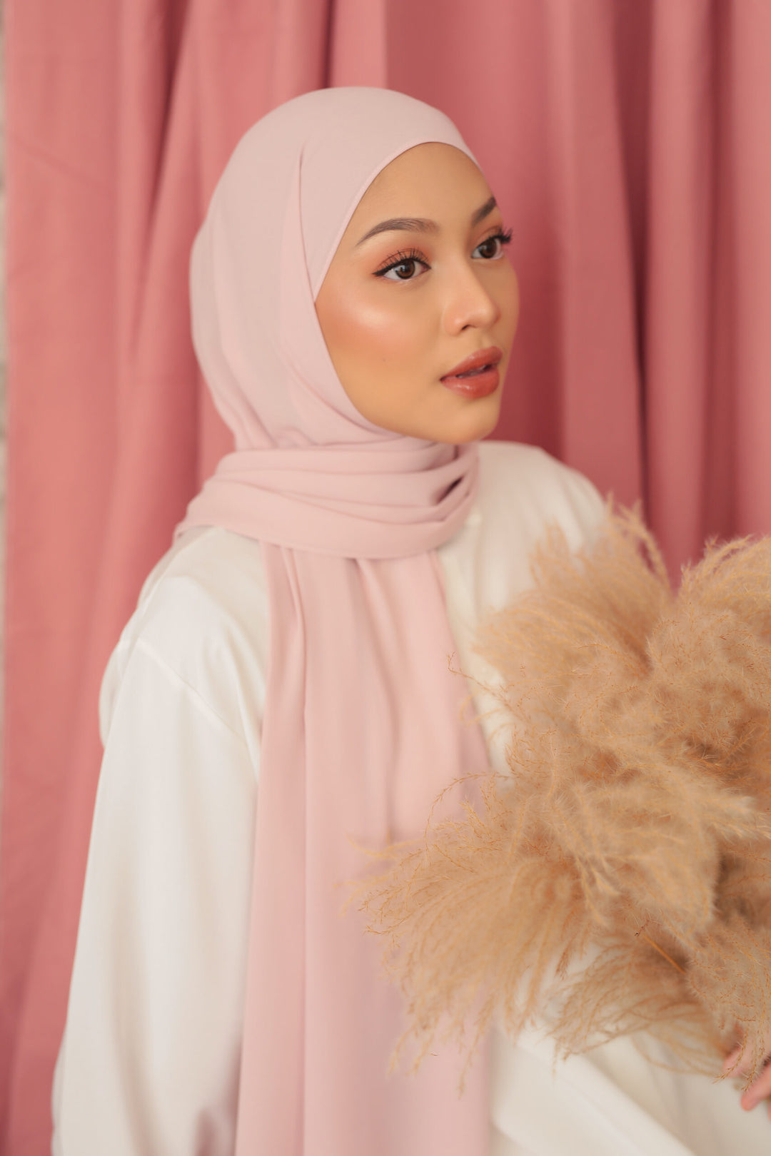 Lux Chiffon Shawl (Curve)