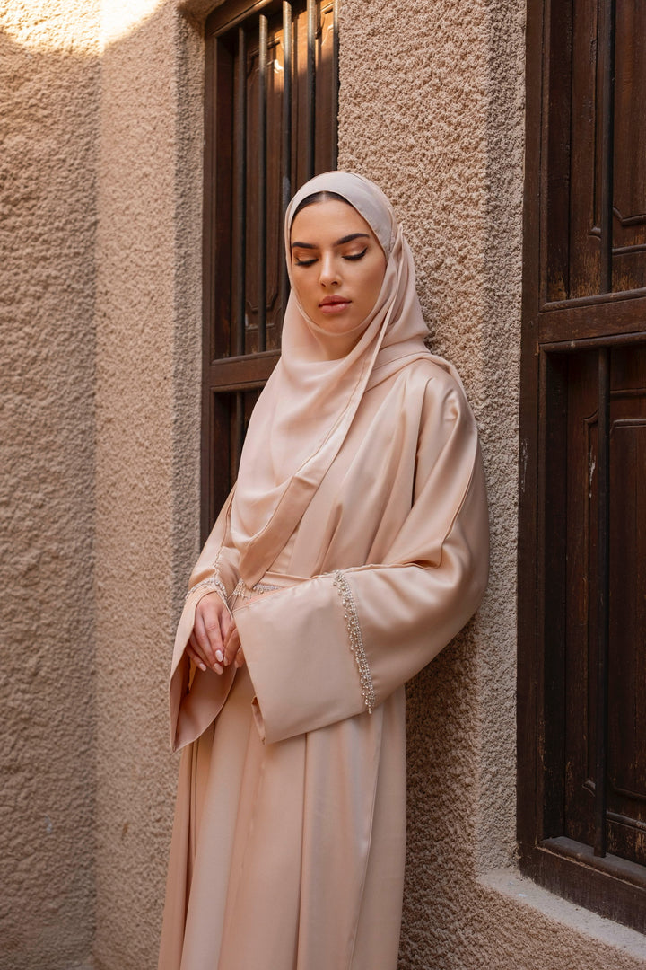 ELLA LUX Satin Premium Abaya + Shawl