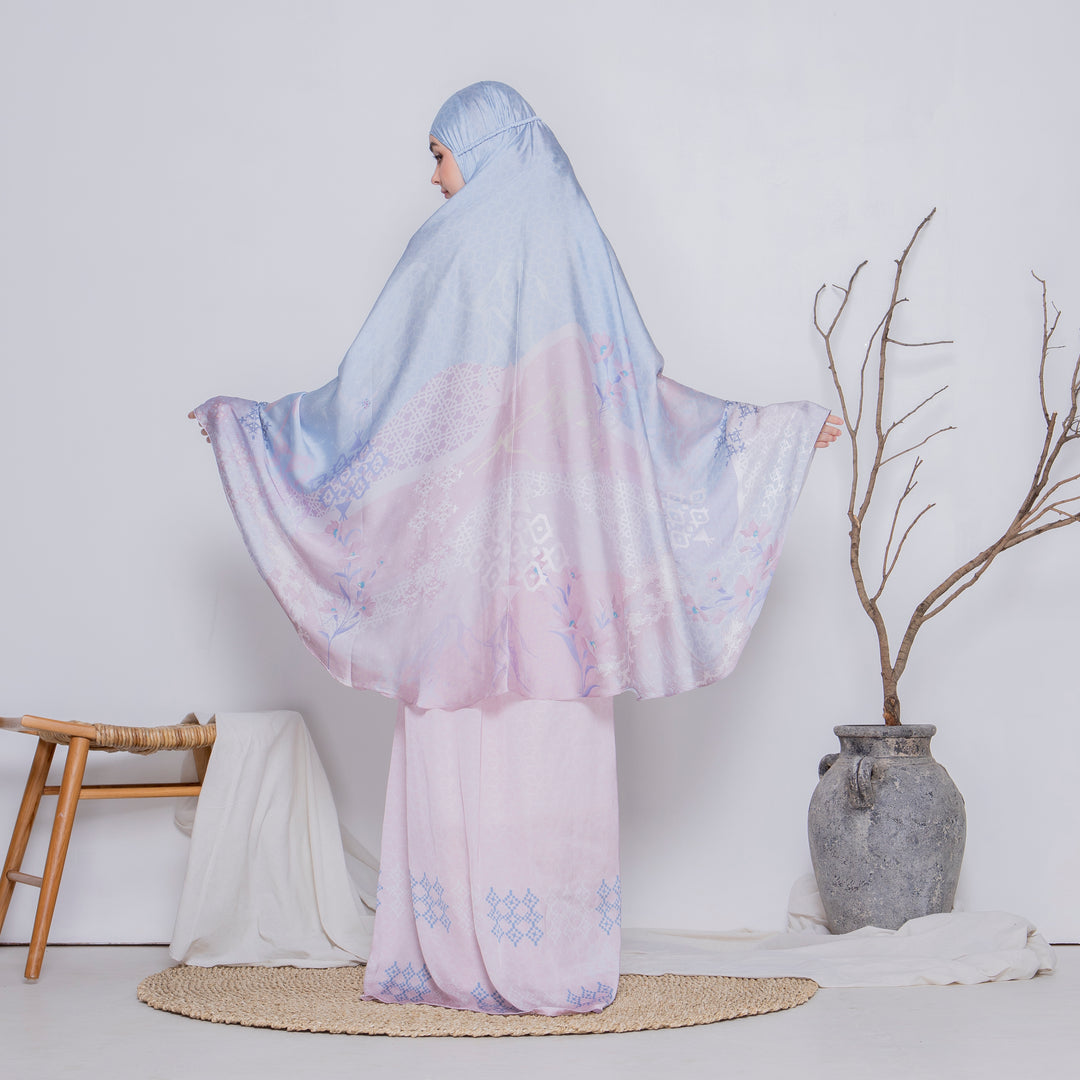 INAYA Prayer Wear Set + Pouch + Mini Padded Prayer Mat