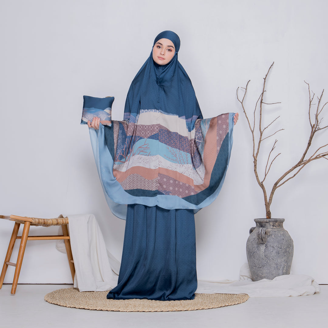 INAYA Prayer Wear Set + Pouch + Mini Padded Prayer Mat