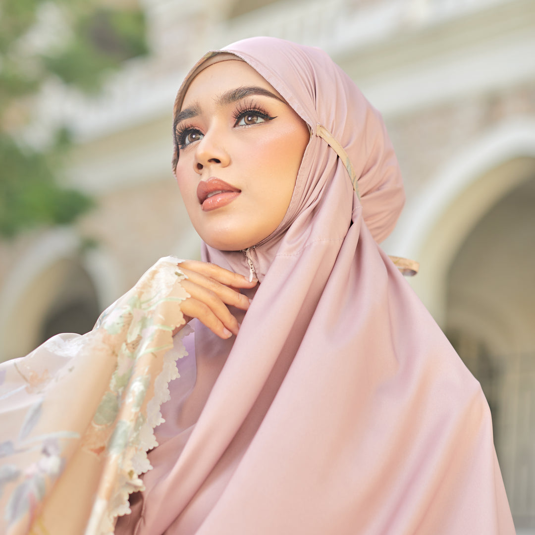 FARHANA Prayer Wear + Pouch + Prayer Mat