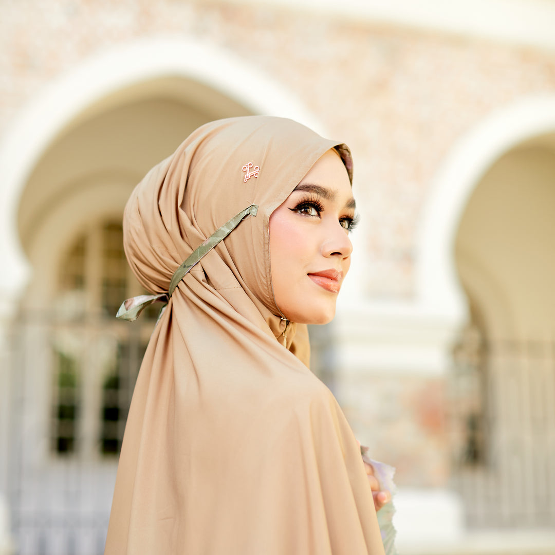 FARHANA Prayer Wear + Pouch + Prayer Mat