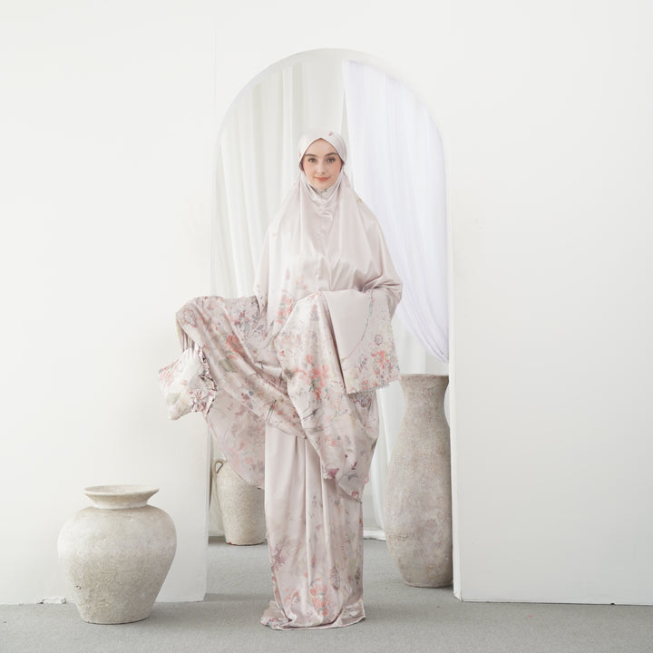 HAIDA Prayer Wear  + Pouch + Prayer Mat